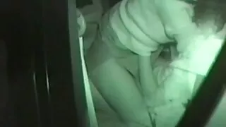Šaunūs jaunikliai bu ...