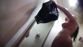 Po darbo vyksta malo ...