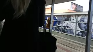 Alyvuoti jaunikliai  ...