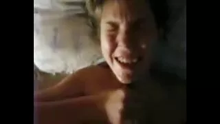 Merginos ant dviaukš ...